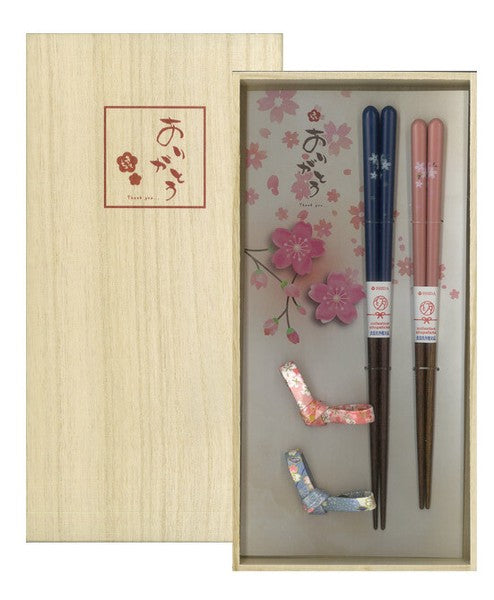 Ishida日本製天然原木筷子&筷子托2件禮盒套裝 櫻花 (預訂)