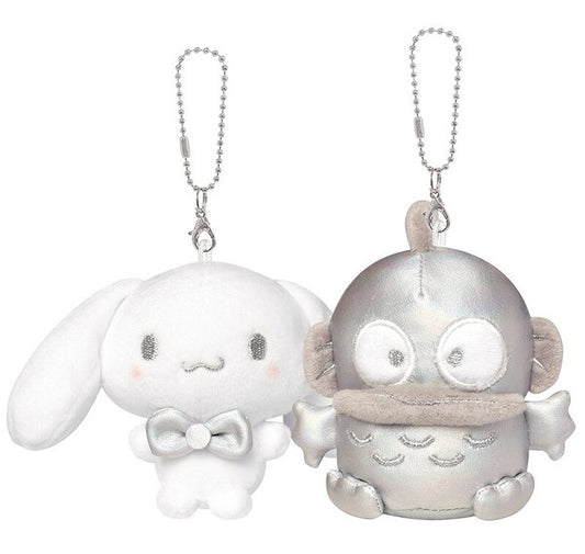 日本限定 銀色 Sanrio Hangyodon 水怪 & Cinnamoroll 磁石玉桂狗 毛公仔吊飾 (現貨)