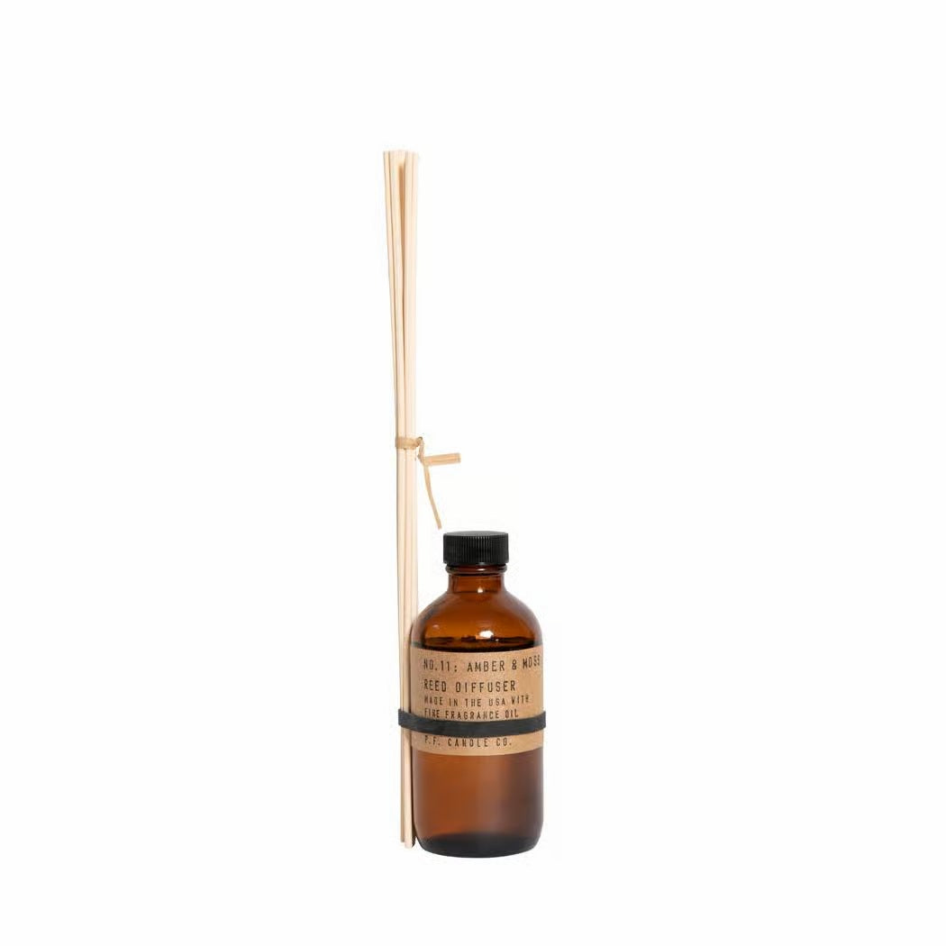 P.F. Candle Co. - 琥珀與苔蘚 - 3.5oz 藤條香薰