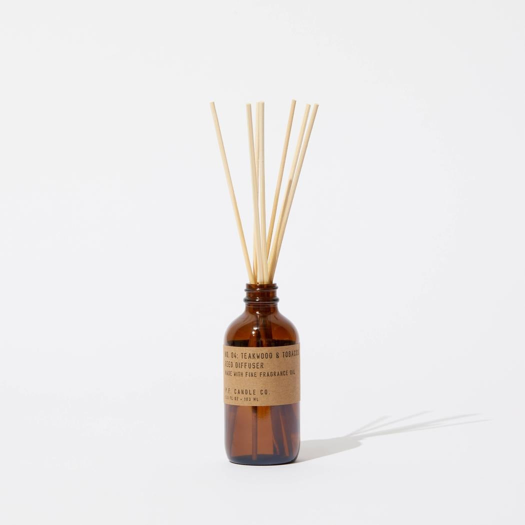 P.F. Candle Co. - 柚木與煙草 - 3.5oz藤條香薰